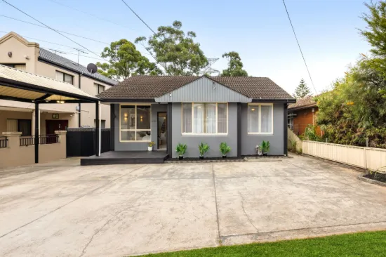 54 Clancy Street, Padstow Heights, NSW 2211