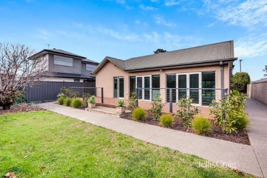 54 Corrigan Avenue, Brooklyn, Vic 3012