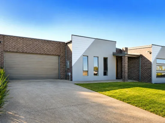 54 Flinns Road, Eastwood, Vic 3875
