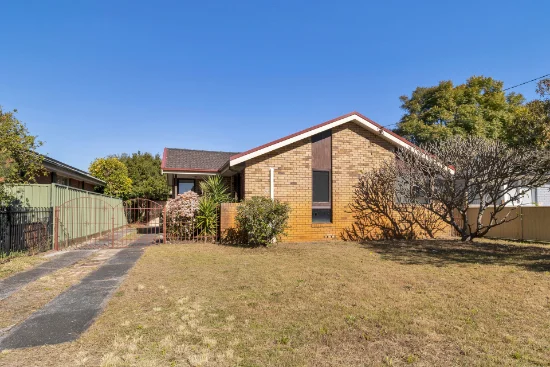 54 Florida Avenue, Woy Woy, NSW 2256