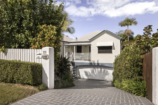 54 Gladstone Street, Indooroopilly, Qld 4068