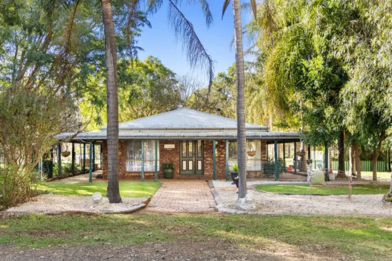 54 Lorrimer Street, Oakey, Qld 4401