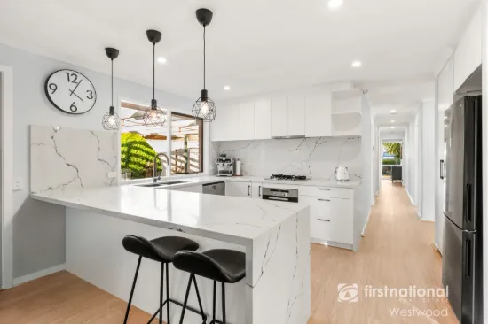 54 McMurray Crescent, Hoppers Crossing, Vic 3029