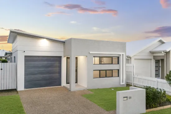 54 Peak Circuit, Cosgrove, Qld 4818