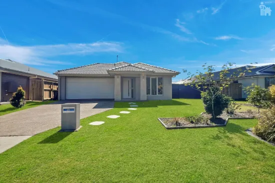 54 Seagull Circuit, Point Vernon, Qld 4655