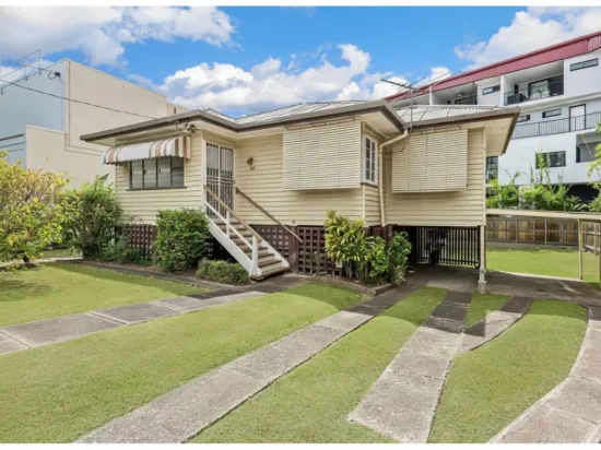 54 Shottery Street, Yeronga, Qld 4104