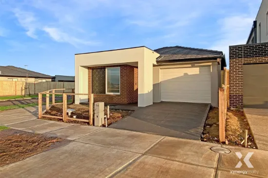 54 Viola Drive, Rockbank, Vic 3335