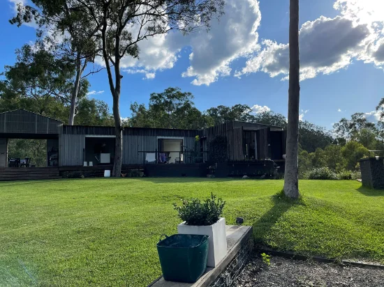 546 Upper Brookfield Rd, Upper Brookfield, Qld 4069