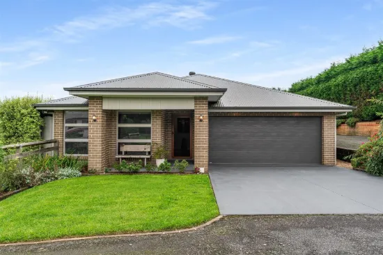 54A North Street, Robertson, NSW 2577