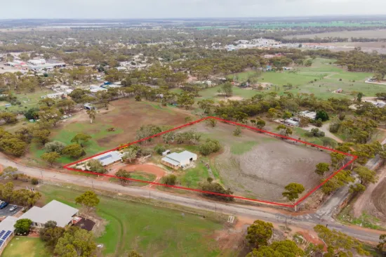 55 Berkshire Valley Road, Moora, WA 6510