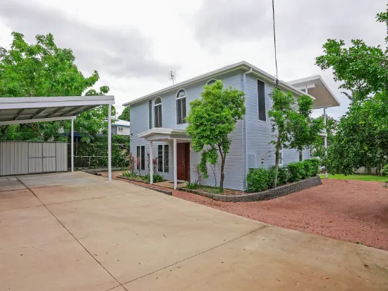 55 Bundock Street, Belgian Gardens, Qld 4810