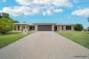 55 Jeppesen Drive, Emerald, Qld 4720