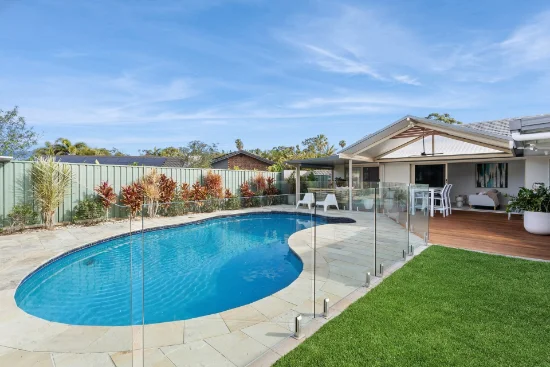 55 Poinsettia Avenue, Mooloolaba, Qld 4557