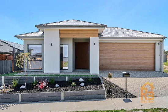 55 Skyline Crescent, Nar Nar Goon, Vic 3812