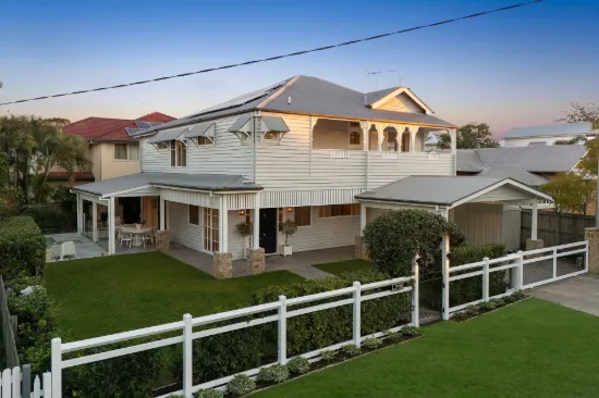 55 Strong Avenue, Graceville, Qld 4075