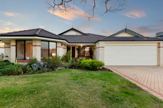 55 Tandara Fairway, Tapping, WA 6065