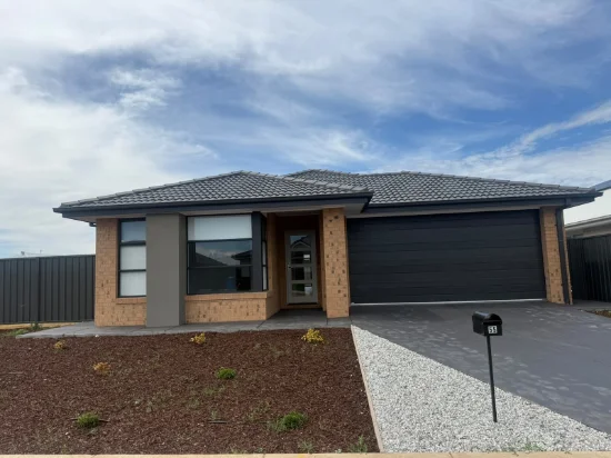 55 Vineyard Cct, Yarrawonga, Vic 3730