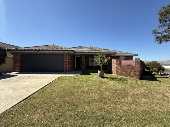 55 Warwick Road, Hillvue, NSW 2340