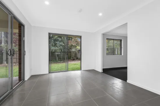 55b Coleman Crescent, Springwood, Qld 4127