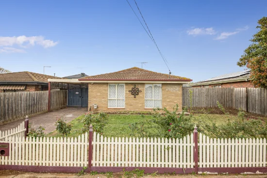 56 First Avenue, Melton South, Vic 3338 - For Rent