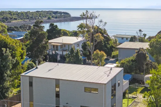 56 Hurst Street, Lulworth, Tas 7252