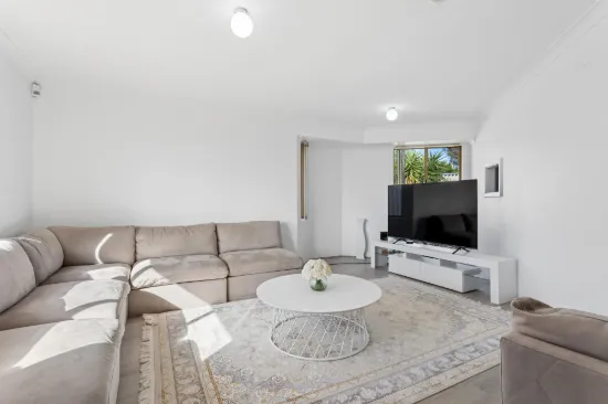 56 Le Grand Gardens, Marangaroo, WA 6064