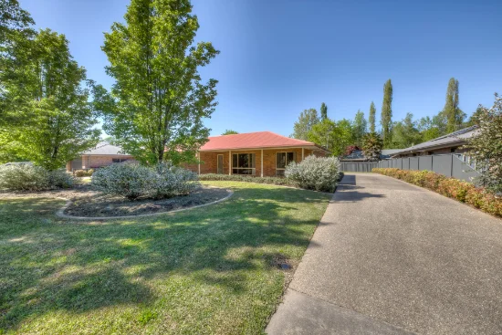 56 Mountain Mist Drive, Bright, Vic 3741