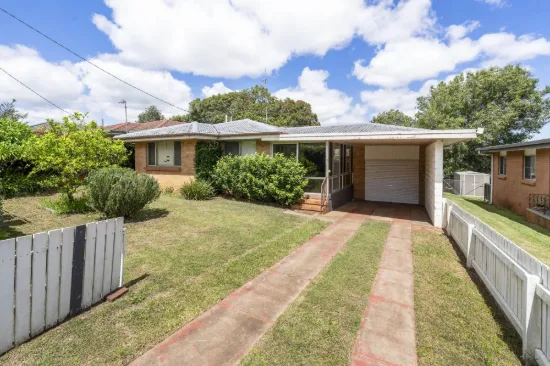 56 Pascoe Lane, Harlaxton, Qld 4350