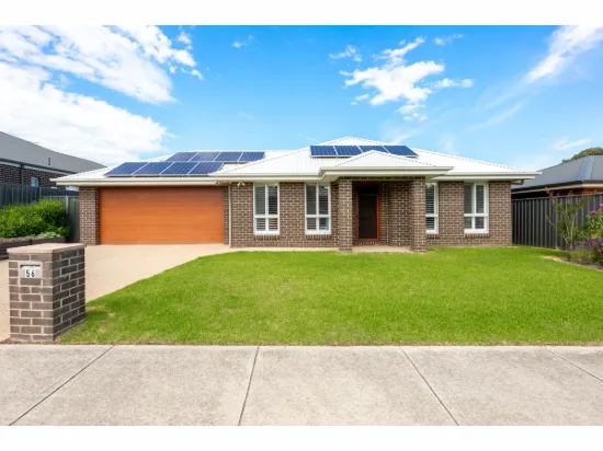 56 Riverboat Drive, Thurgoona, NSW 2640