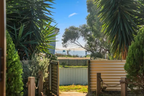 56 Sidney Parade, Hindmarsh Island, SA 5214