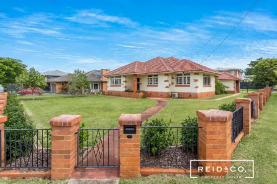 563 Oxley Avenue, Redcliffe, Qld 4020