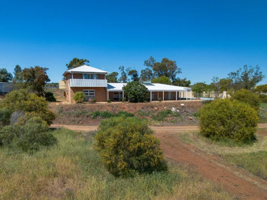 5644 North West Coastal Highway, Alma WA 6535-Image