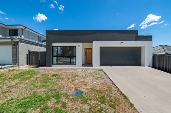 57 Dunnart Circuit, Throsby, ACT 2914