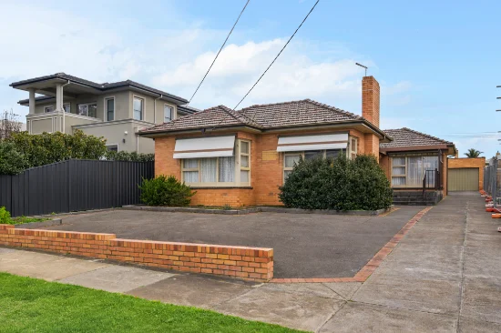 57 Glenview Road, Strathmore, Vic 3041