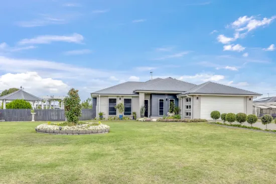 57 James Henderson Way, Gooburrum, Qld 4670