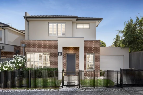 57 Kingsley Rd, Airport West, Vic 3042 - For Rent