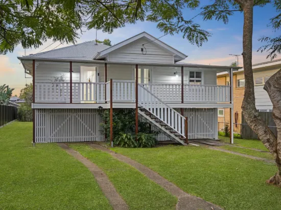 57 Moreton Avenue, Wynnum, Qld 4178