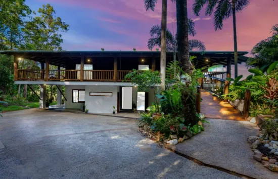 57 Ocean View Road, Killaloe, Qld 4877