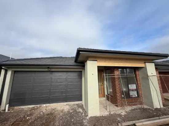 57 Reed Court, Deanside, Vic 3336