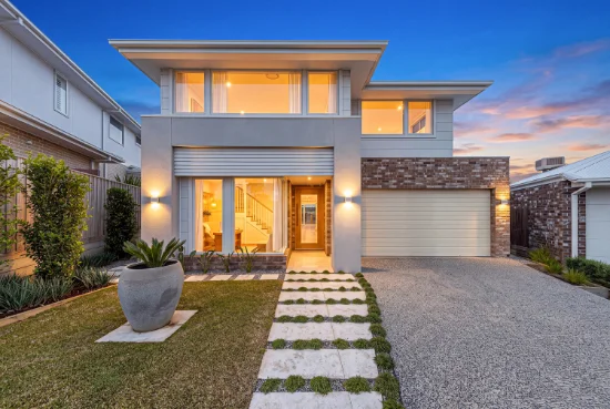 58 Apsley Parkway, Nar Nar Goon North, Vic 3812