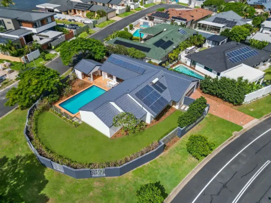 58 Boomerang Crescent, Sorrento, Qld 4217