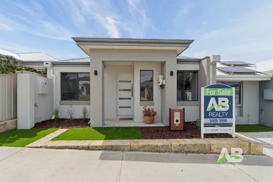 58 Hinckley Parkway, Hocking, WA 6065 - For Sale