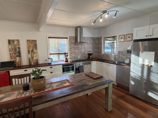 58 SUNSHINE AVENUE, Tarragindi, Qld 4121