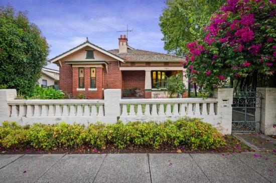 585 Kiewa Street, Albury, NSW 2640
