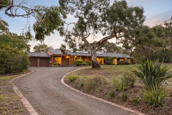 585 Racecourse Road, Sunbury, Vic 3429