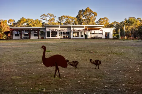 59 Browns Lane, Emu Creek, Vic 3551