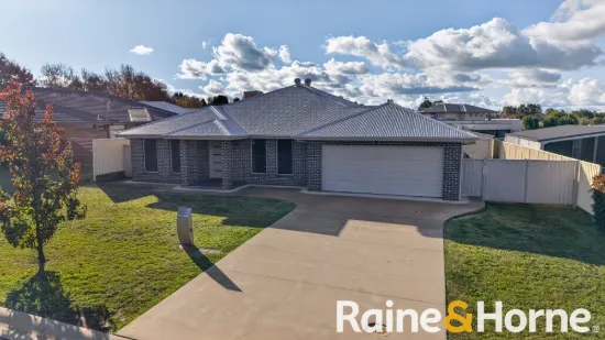 59 Lakeside Circuit, Dubbo, NSW 2830