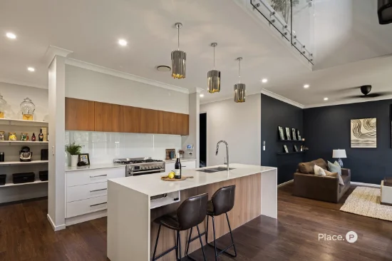 59 Linacre Crescent, Carindale, Qld 4152 - For Sale