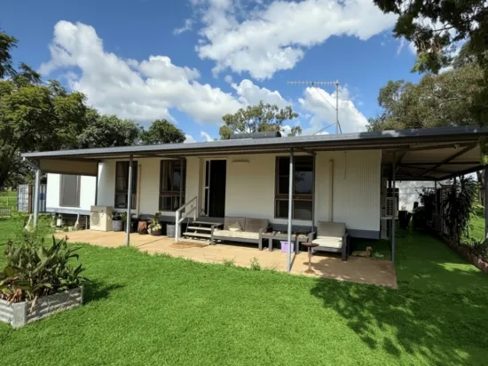 59 Mill St, Pentland, Qld 4816