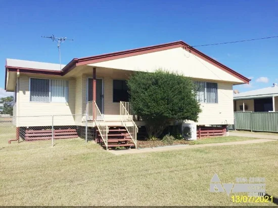 59 Wattle Street, Blackwater, Qld 4717